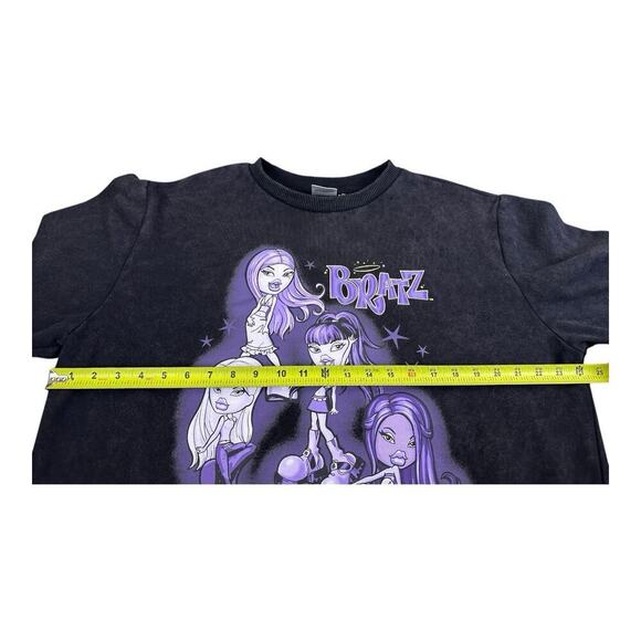 BRATZ Y2K Black Crewneck Pullover Oversized Graphic Sweatshirt Sz M - Picture 10 of 12